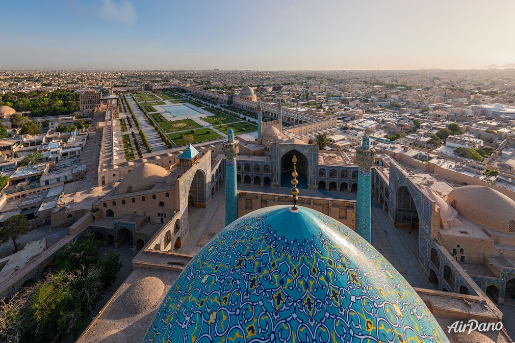 Next-Gen Real Estate App